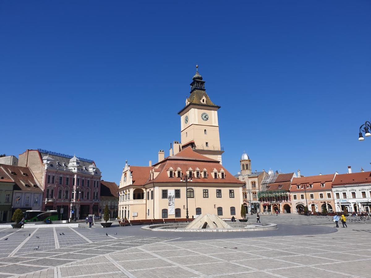 Studio Central Poarta Schei Брашов Экстерьер фото